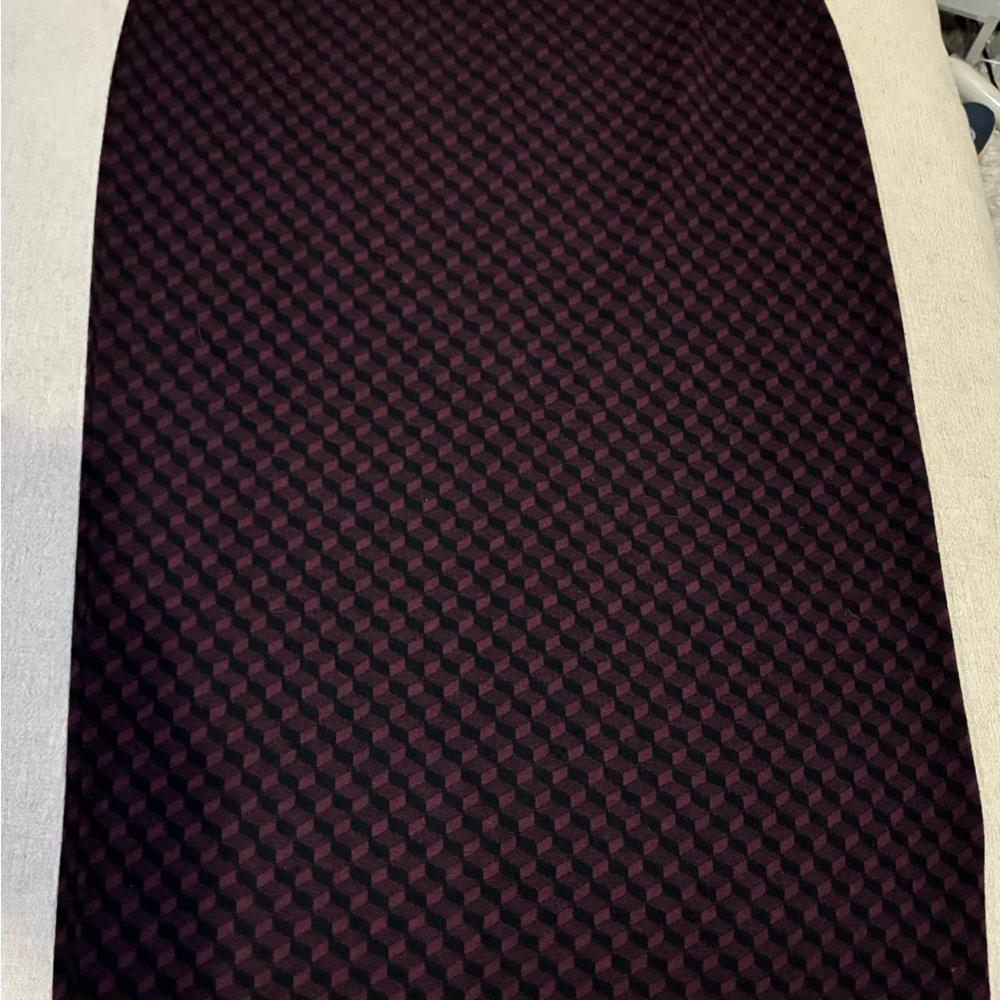 14th & Union Dark Red Geometric Pencil Skirt